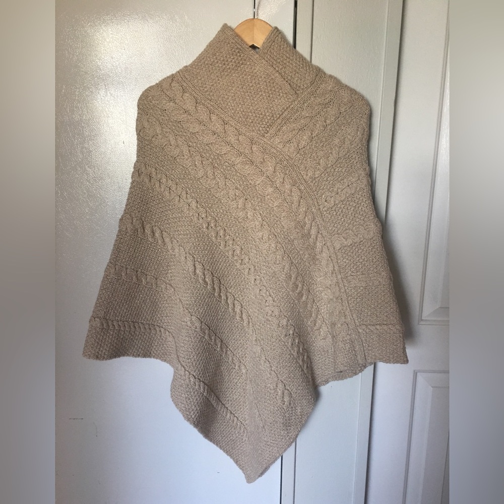 Natural Merino Wool Irish Fisherman Cable Stitch Knit Poncho